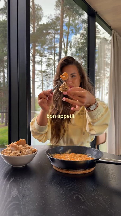 €11.50 un Tev ir labākā garneļu recepte eveer. 🍤💛

Produkti no @lidllatvija : garneles 2x, citrons, ķiploks, sojas mērce, sweet chili, saldais krējums, ciabata. 

Recepte, ko nodod paaudzēs.😁Ja Tev negaršoja garneles, tagad Tev tās garšos.💛
#reklāma