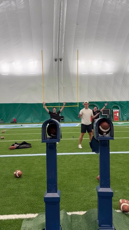 Arch Always Delivers📬📬 Thanks @redbullusa for having us out! #LFG #letsgo