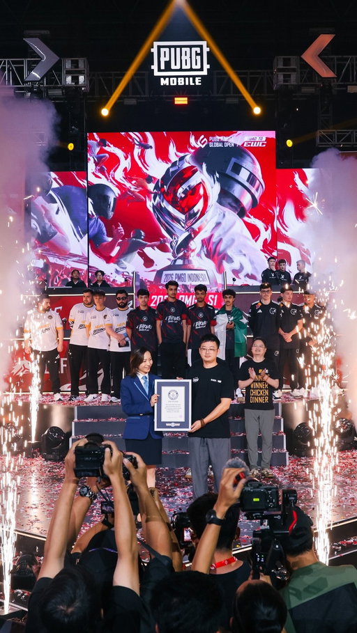 Largest mobile team‑based esports tournament - 1,224,169 players by @pubgmobile in Jakarta, Indonesia.

A staggering figure of 1,224,169 players from more than 200 countries and regions signed up through the Road to PMGO qualification system for this season - a number roughly equivalent to the entire population of Estonia deciding to compete in the same mobile gaming tournament. Then the top teams advanced through national championships and regional finals. Of more than 1.2 million who registered, 32 teams earned their place at the main event in Jakarta.

The grand finals were held from 6–7 June with 16 teams competing across 12 matches for a $500,000 prize pool. In the end, 4Thrives Esports from Pakistan were victorious, completing one of the most remarkable underdogs run in PUBG MOBILE esports history.

#pubgmobile #pubg #guinnessworldrecords