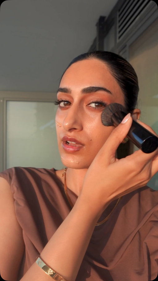 ✨ Golden hour + glowing skin = the ultimate summer combo with @saiebeauty ✨

Creating the dreamiest sun-kissed glow using all my Saie favourites ☀️🤍 available at @sephoracanada 

☀️ Step 1: Starglow Glowy Super Gel for that lit-from-within radiance
✨ Step 2: Slip Tint applied with the Foundation Brush for a seamless skin-like base
🤎 Step 3: Dew Bronze in Swim to warm up the complexion
🌸 Step 4: Dew Blush in Dreamy for the prettiest flush
💫 Step 5: Slip tint concealer where needed for a fresh, perfected finish
☁️ Step 6: Slip tint baked setting powder in 02 applied with the Powder Brush
💋 Step 7: Glossybounce in Dip for juicy, hydrated lips
🍑 Step 8: Supersuede Radiant Baked Bronzer in Napoli for a soft golden-hour glow
💦 Step 9: Cityset Setting Spray to lock everything in place
👁️ Step 10: Mascara 101 to finish the look

The result? Glowy, bronzed, effortless summer skin that looks even better in golden hour light. ✨🌅

#SaieBeauty #GoldenHourGlow #SummerMakeup #CleanGirlMakeup GlowyMakeup DewySkin SoftGlam MakeupRoutine BronzedGlow SummerBeauty MakeupArtist SaieGlow GoldenHourMakeup FreshFaceBeauty