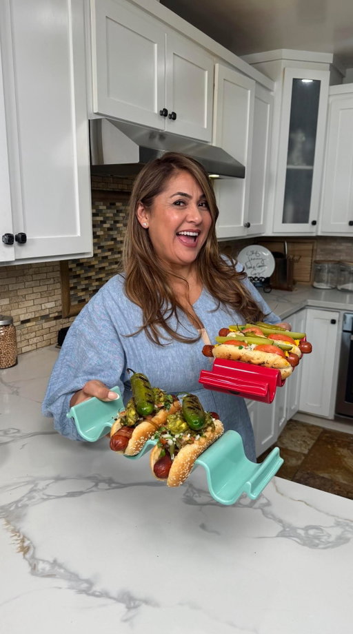 Which hot dog wins? LA Street-Style vs. Chicago Hot Dog? 🌭

Comment your favorite hot dog below and Stream global soccer with 20+ sports channels plus ESPN Unlimited with the @DIRECTV MySports Genre Pack