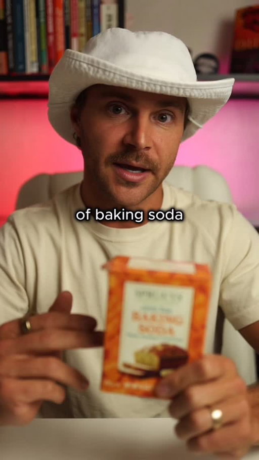 Is baking soda a good pre workout?!

scoop .3g/kg of body weight
mix with water (or dry scoop)
take 60-90mins before a workout
save $25/month 

@juliandecina maybe try a better brand next time 💪🏼