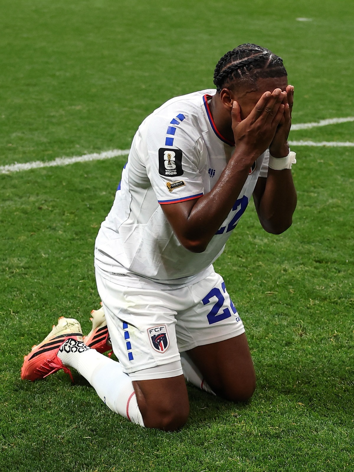 Cabo Verde’s first-ever point in their first-ever #FIFAWorldCup game! 🇨🇻👏