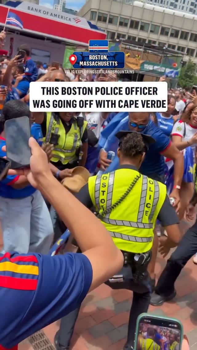 Boston Police brought out the dance moves for the Cape Verde celebrations

(via IG/exploringscotlandsmountains)