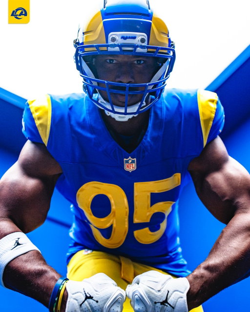 9️⃣5️⃣ on set