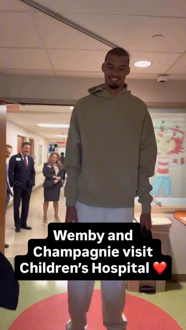 Just a few days after a crushing Finals loss, Victor Wembanyama and Julian Champagnie visited a children’s hospital in San Antonio. ❤️
[via @thecozymodernfarmhouse]