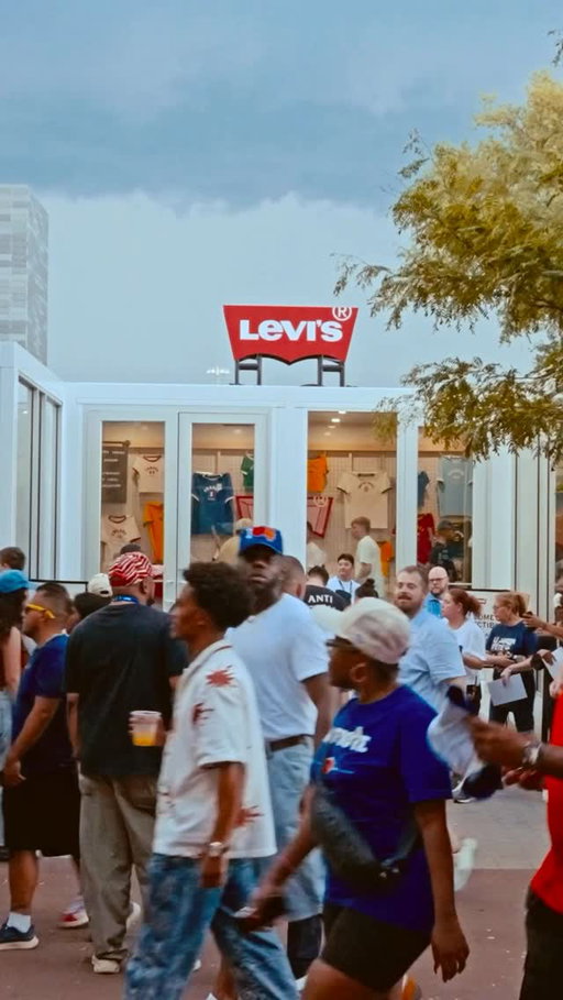 @nas kicked us off, but we’ve got more performances, customizations, and watch parties at Group Stage HQ in Queens until June 27th.
