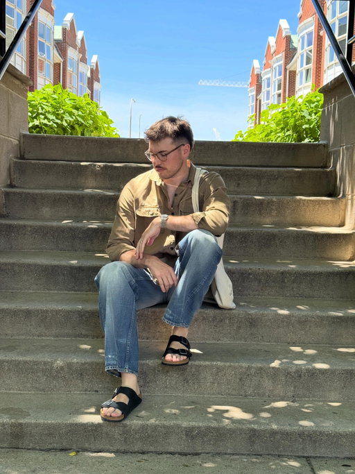 for the past 8 years birkenstock arizonas have been my go to summer shoe, from lake days, dog walks, traveling to italy, arizona, miami and anywhere else the weather is warm. they’re truly a staple summer shoe of mine @birkenstockusa #ad