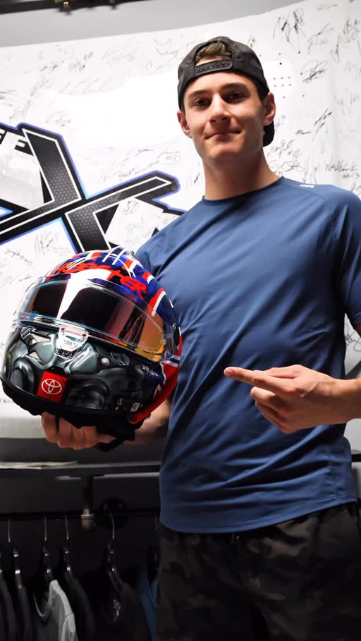 “Rooster all clear” next stop Coronado Naval Base 🫡 

⛑️ @schuberthhelmet 
👨‍🎨 @noel_mcewen_art 
💨 @williamsawalich 

#TeamOffAxis #CustomDesign #SanDiego