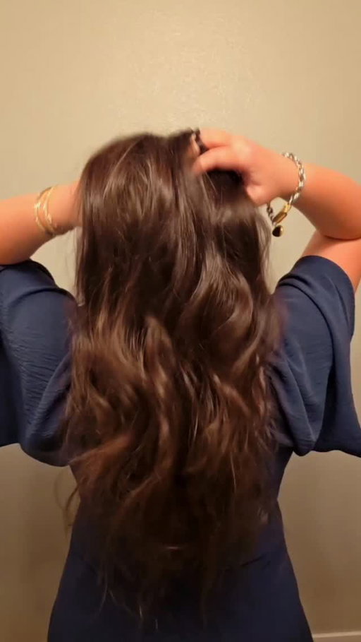 I was spending hundreds of dollars and hours of my time just trying to keep up with my gray roots.

Between the cost of salon visits and trying to find time in my schedule, it was becoming a hassle.

So when I found @pearwoodhair Color Renewing Shampoo, I had to give it a try.

You simply wash your hair, wait 10 minutes, and rinse.

My gray roots are covered, the color looks natural, and my hair feels soft, healthy, and shiny. ✨

If you're looking for an easy way to cover gray hair at home without spending hours in a salon chair, this is definitely worth checking out. 🤎

#pearwoodshampoo #pearwoodhairdye #pearwoodhairdyeshampoo #hairdyeshampoo
#grayhaircoverage