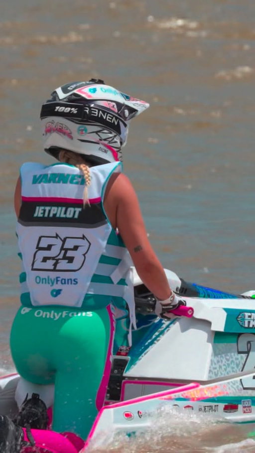 👸🏼⚡️|| @fourfmedia x @marine1motorsports 

@ethika @liquidiv @bellhelmets @ride100percent @onlyfans @ofmerch @worksh2odesigns @ogio @odigrips @jetpilotusa @ogio_powersports @odi_moto @joeypearce6 @ridenvibez @liquimoly.marine.usa @blowsion @proridermagazine  @jettrim @go_fast_us @feelin.good.fitness @ethikagirls @fast_powersports @unlimited_pwc  @9milemotorsports @wetherd_garage  @bellhelmets_power @mxlab_designs