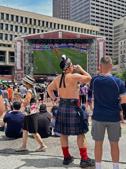 The Scots and the Tartan Army literally drank Boston dry this past weekend 🍻🏴󠁧󠁢󠁳󠁣󠁴󠁿 Hennessy’s Bar tripled its St. Paddy’s Day numbers and ran out of beer by Sunday night. Federal Wine & Spirits cleared out so fast the beer fridge broke from the door constantly swinging open. And one flight of fans from Scotland drank the plane dry mid-flight ✈️ Another round of Scots are starting to arrive ahead of Friday’s Scotland vs Morocco match at Boston Stadium ⚽️🥂

📸: @jnyphr 

#tartanarmy #scotland #fifaworldcup2026