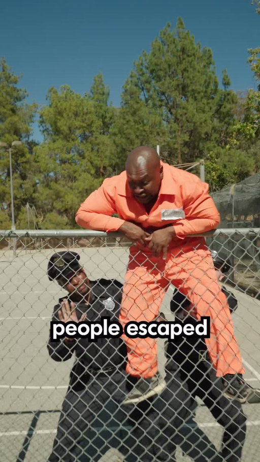 Real Ways Criminals Escaped Prison!

#criminal #jail #prisoner #law #lawyer