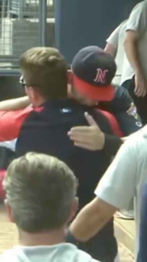 The moment @cooper_pratt9 was pulled off the field to learn he was called up 🥹
