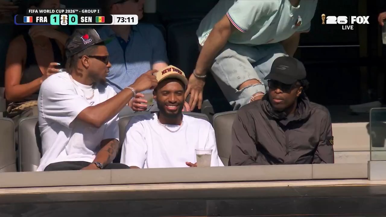 The 2026 NBA Champion New York Knicks are here for France vs Senegal 🏀