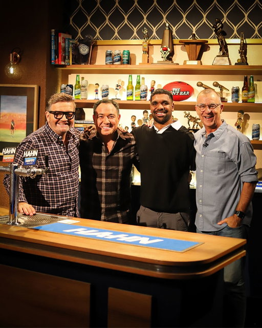 Flyin’ Ryan 👑

#TheFrontBar | Wednesday | 8.30pm AEST 📺
