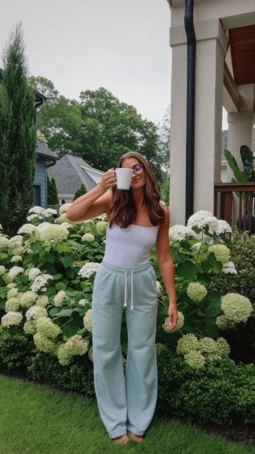 10 years ago we’d spend Saturday mornings hungover.

Now we’re standing in the yard discussing bloom production and lawn density over coffee.

Life comes at you fast 😂