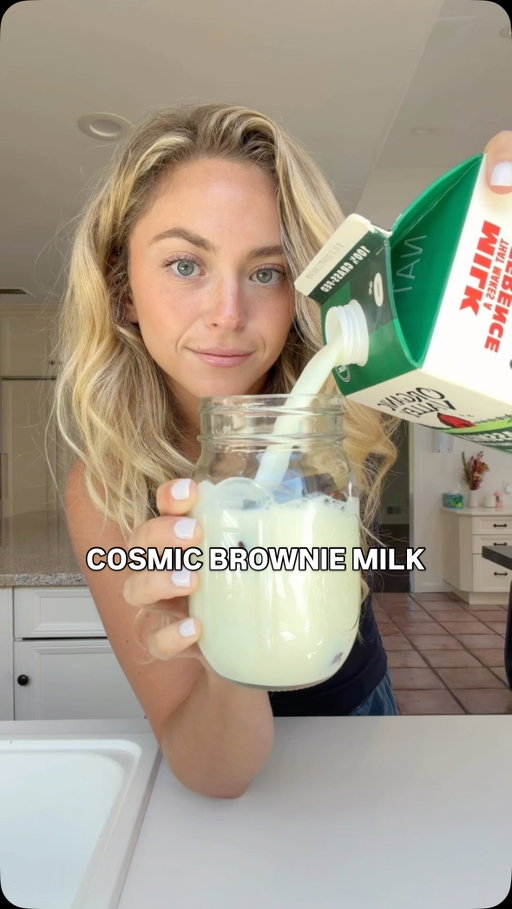 COSMIC BROWNIE MILK LATTE LOADING…🥛☕️#icedcoffee #icedcoffeerecipe #icedcoffeeathome