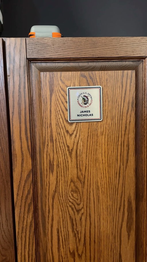 Inside my locker at the US Open!! Let’s have a week 💪💪