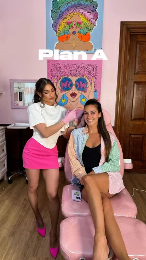 No matter what your injector remains constant 😂 … after seven years, @thelipbunny and @kelseybswanson ‘s relationship is still going strong. Til death do us part! 🤍💉🐰

#RHORI #realhousewives #bravo #housewives