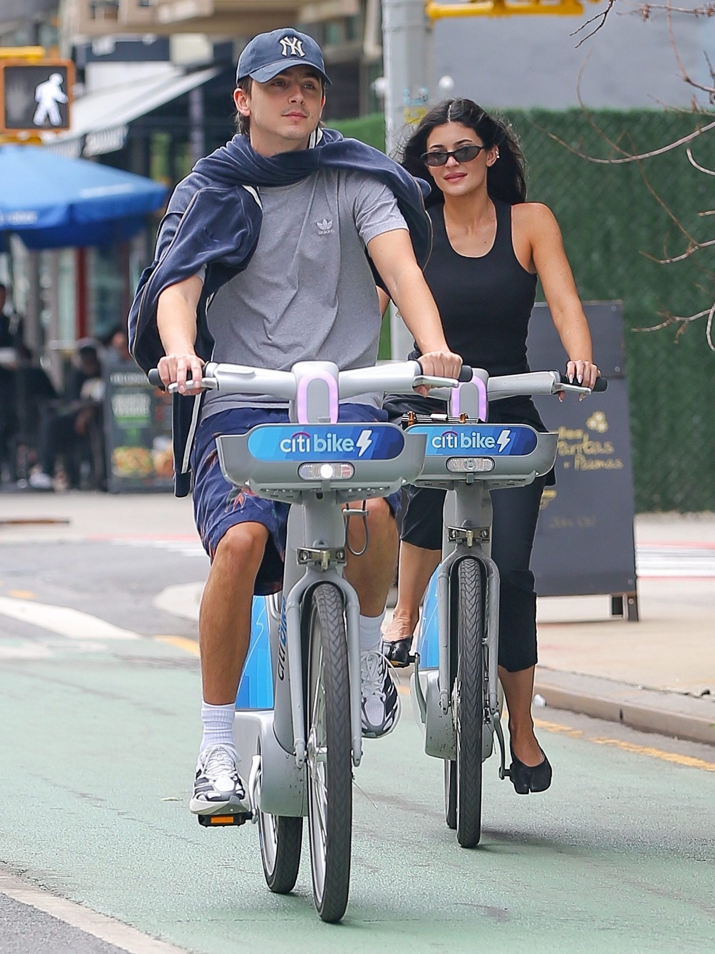 Something tells me this wasn't @KylieJenner's idea...

If you think Ms. Kylie was still on that yacht somewhere in Europe THINK AGAIN!!! Kylie and beau @TChalamet were spotted in NYC, most likely ahead of the New York Knicks championship parade.

Just remember: if Kylie can bike in Margiela Tabis, so can you! 

Photos: Backgrid