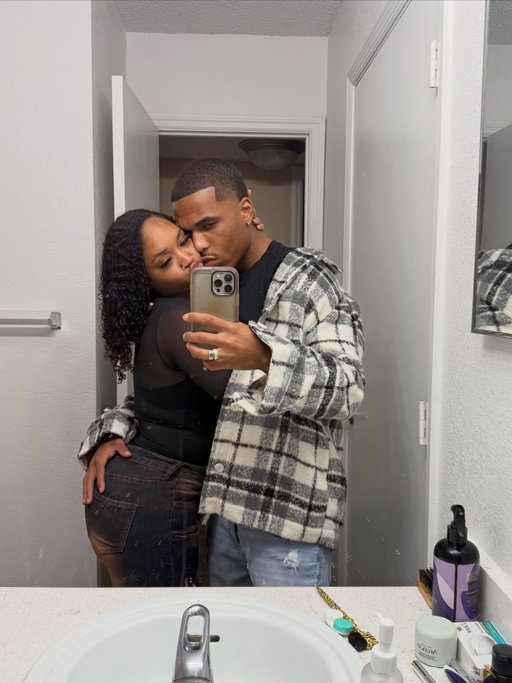 HAPPY BIRTHDAY BABY!!! 🩷🩷😍😍😍 IM SOOOOOOOOOO PROUD OF THE WOMAN YOU ARE TODAY 😭 LITERALLY ANYTHING YOU TOUCH TURNS TO GOLD..THERE ARE THINGS ABOUT YOU THAT I WISH I HAD..AND THAT YOU TEACH ME EVERY SINGLE DAY 😩🩷 I LOVE YOU SOOOOO SO SO SOOOOOO MUCH BISCUIT!!! 😭😍😍😍 FOREVER ♾️♾️🩷🩷😘😘😘😘😘
