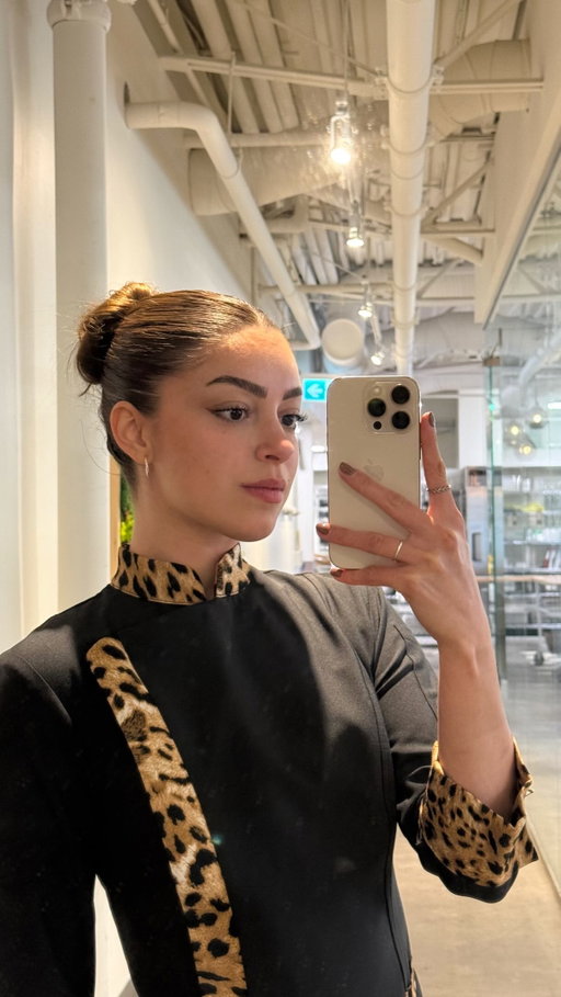 Cheetah chef girlies I got you!! Thank you so much @funkychefco for sending me this beautiful jacket 🐆🤍

#fyp #chef #chefsjacket #privatechef #iconic