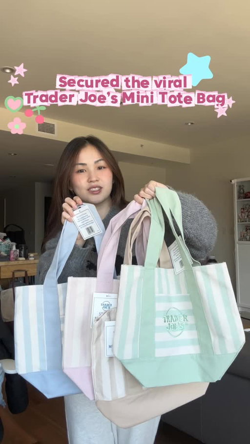 Went to my local Trader Joe’s in Bellevue at 8:45 AM and had the goods in hand by 9:30 AM, not bad at all! 🙌

They had a table set up outside with staff handing them out (limit of 4 per person, one of each color), and the entire process was smooth, organized, and surprisingly stress-free. Huge kudos to the Bellevue TJ’s team for keeping everything running so efficiently! 👏

#traderjoesminitotebag