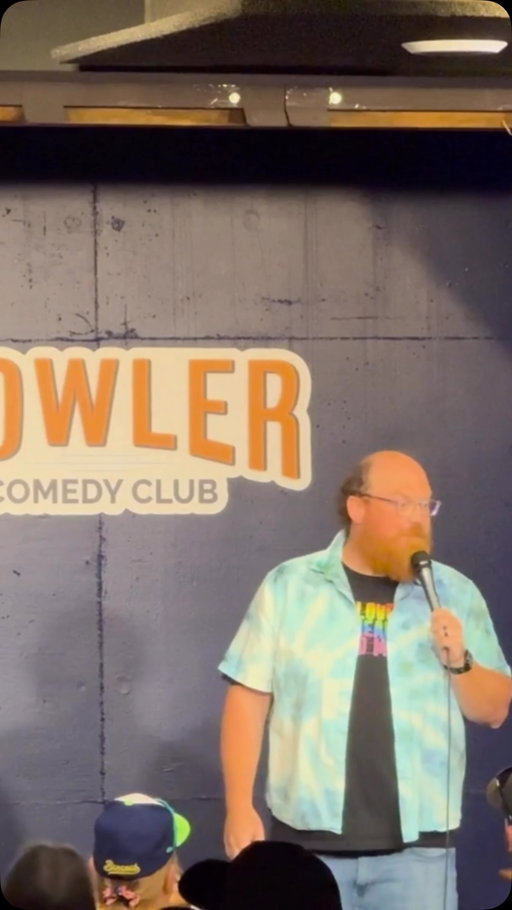 Comic destroys heckler? #standup