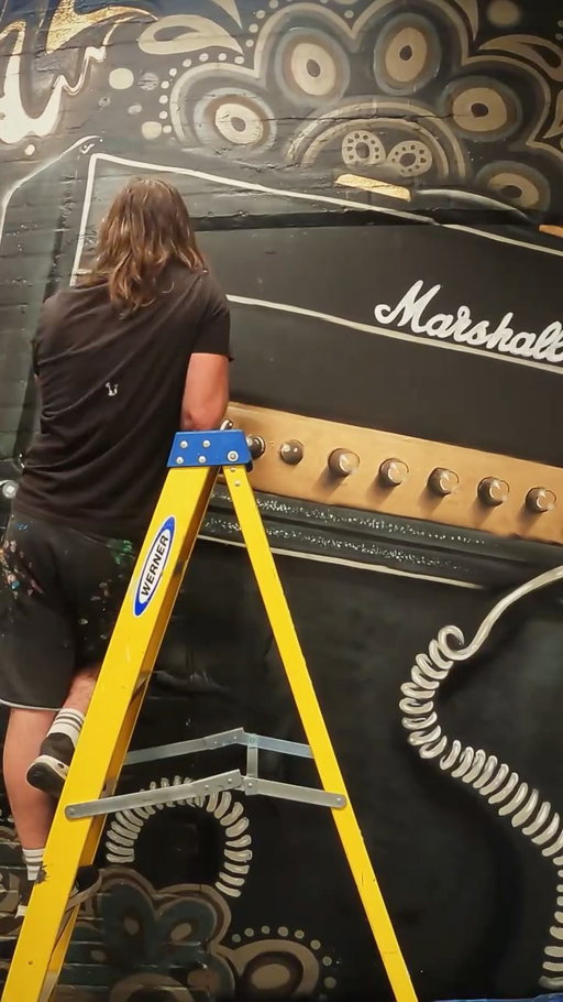 When we launched our @jimihendrix Acton III and limited edition 1959 half stack, we thought our Milton Keynes factory deserved some fresh Jimi flair. #LegacyForever 💜🖌️

🎨: @lukemcdonnellart