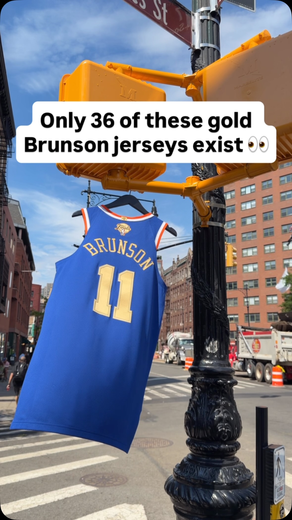 The Gold Standard 🏆

NYC, issa parade inside your city and these Special Gold Edition Jalen Brunson collectible jerseys have dropped to celebrate the MVP — but only 36 of them have been made! 👀

For the next 48 hours, you can enter a drawing for your chance to secure the jersey ONLY on the Fanatics App 🤳