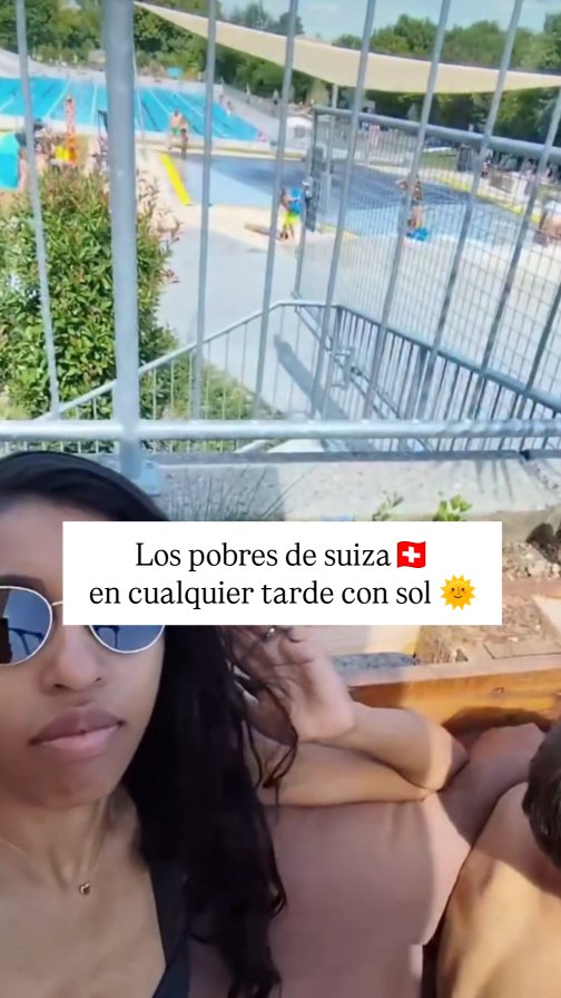 Las mayorías son piscinas públicas gratis o máximo pagas 6 francos 🥰