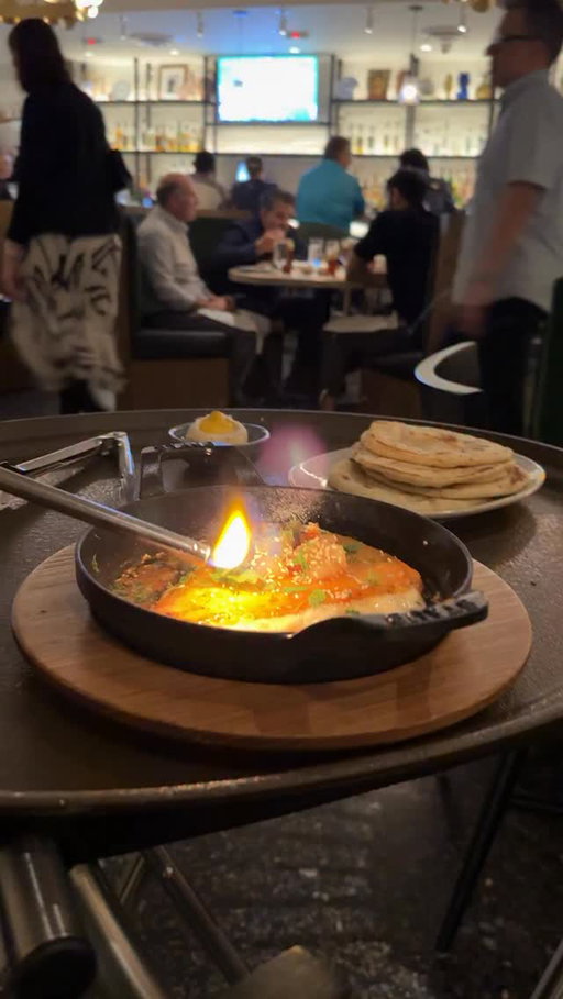 Your Houston itinerary: Kick off your day with art, indulge in chocolate pairings, stroll the Buffalo Bayou trail, then finish with a flaming saganaki cocktail. #ad #LetsTexas #TexasToDo

Plan your trip at the link in bio.
