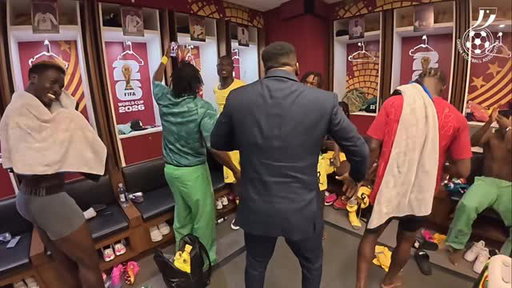🤩 Some things never change. Baby Jet @asamoah_gyan3 bringing the vibes.🕺🏽✨

#BlackStars | #FIFAWorldCup