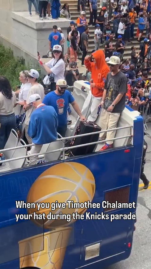 The lob to Chalamet… THE JAM!
