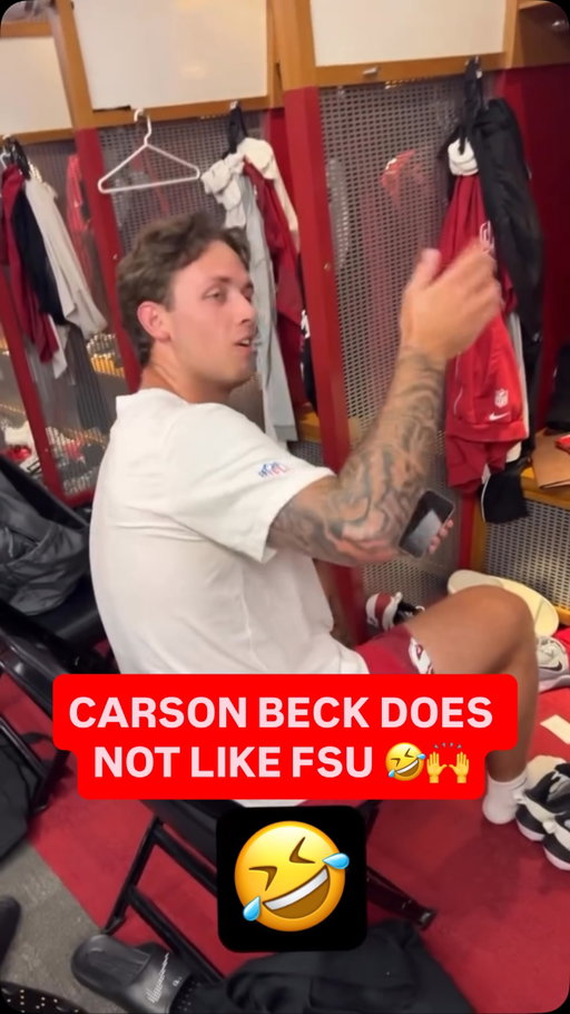 “Throw that DOWN.” Carson Beck is a REAL ONE 🤣🙌 @canesfootball 

(via @trey.benson)