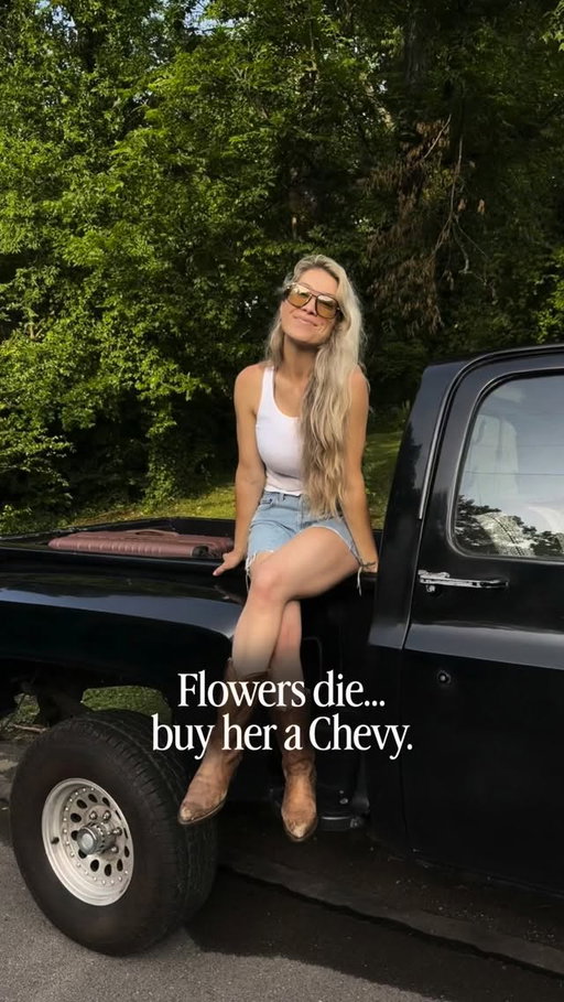 Flowers are beautiful but I think a squarebody beats a bouquet any day!
Say what you want but this 46 year old Chevy truck has lasted longer than any flower could 🤍

#bluecollar #country #classictrucks #chevy