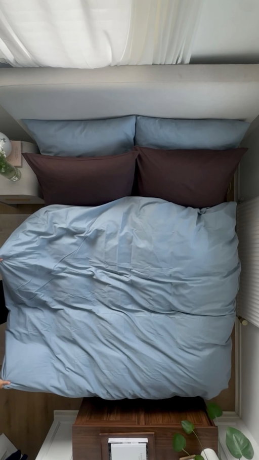AD | Another new bedding combo unlocked with @nexthome bedding🫐☕️✨

Product codes:
Brown Fitted Sheet - AN2-208
Brown Pillowcases - AY4-749
Blue Duvet Set - E30-000

#itsfromnext #blueandbrownbedding #brownbedding #blueandbrown #beddingcombo