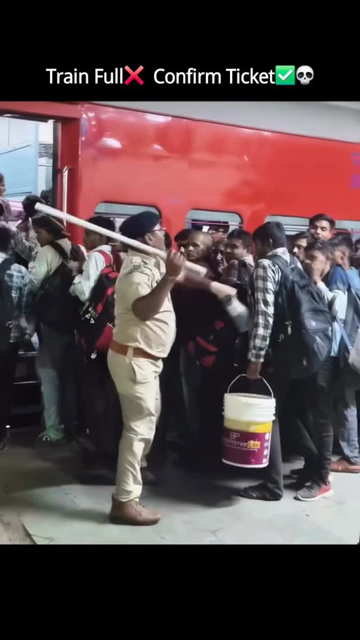POV- चलती ट्रेन में... Confirm Ticket🚇
.
Follow for more helpful videos✅️
.
#train #indianrailway #railway #irctc #techreels