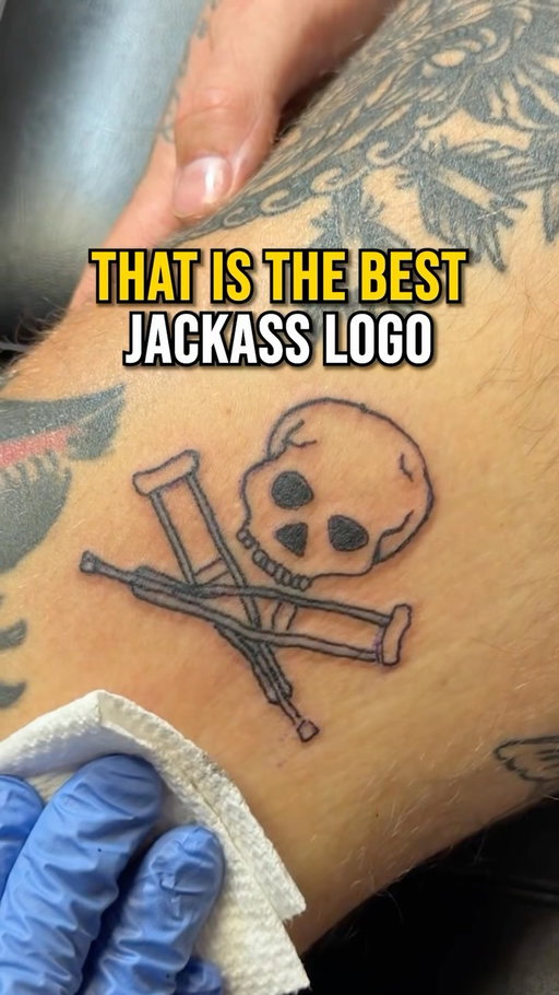 Best Jackass logo @steveo has ever done, to celebrate the best movie they have ever done @jackass best and last.

CLEAN LINES!