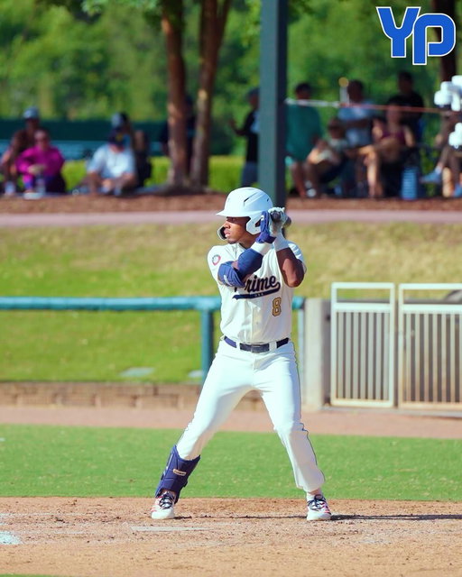 Deuce got that juice 🧃! 2027 Deuce Jenkins (@therealdeucejenkins) swinging it well this summer.