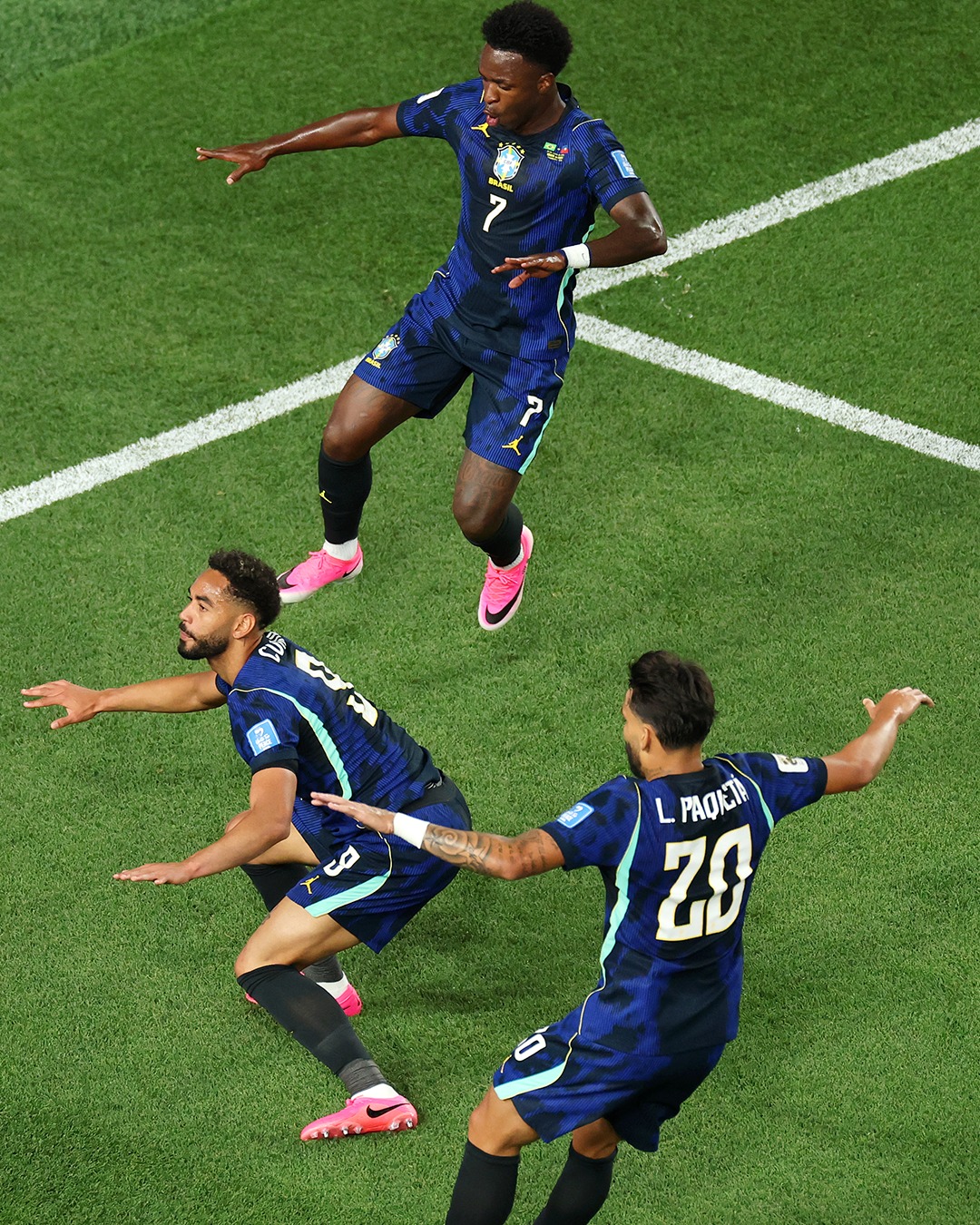 Bringing the surf to the world stage 🏄‍♂️🤩

Matheus Cunha gets Brazil going in the #FIFAWorldCup with a brace against Haiti! 🇧🇷