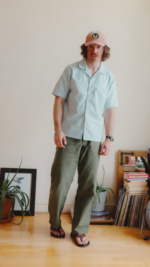 A silly segue into a more serious conversation on feeling good in your body and clothes, I guess.

I grew up on the slimmer side and spent my late teens feeling like I disappeared in looser clothes.

One of the funnest things about this silly little menswear endeavour has been revisiting and reclaiming those bigger fits without feeling like I’ve vanished in the process.

So get loose with it, if you like.