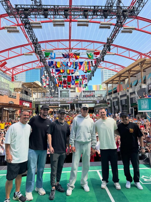 Kansas City 🤯 That was unbelievable.

Thank you to everyone who came by @kcliveblock to celebrate the opening of our 16th location. 

Kansas City is NOW OPEN @ 1310 Main Street