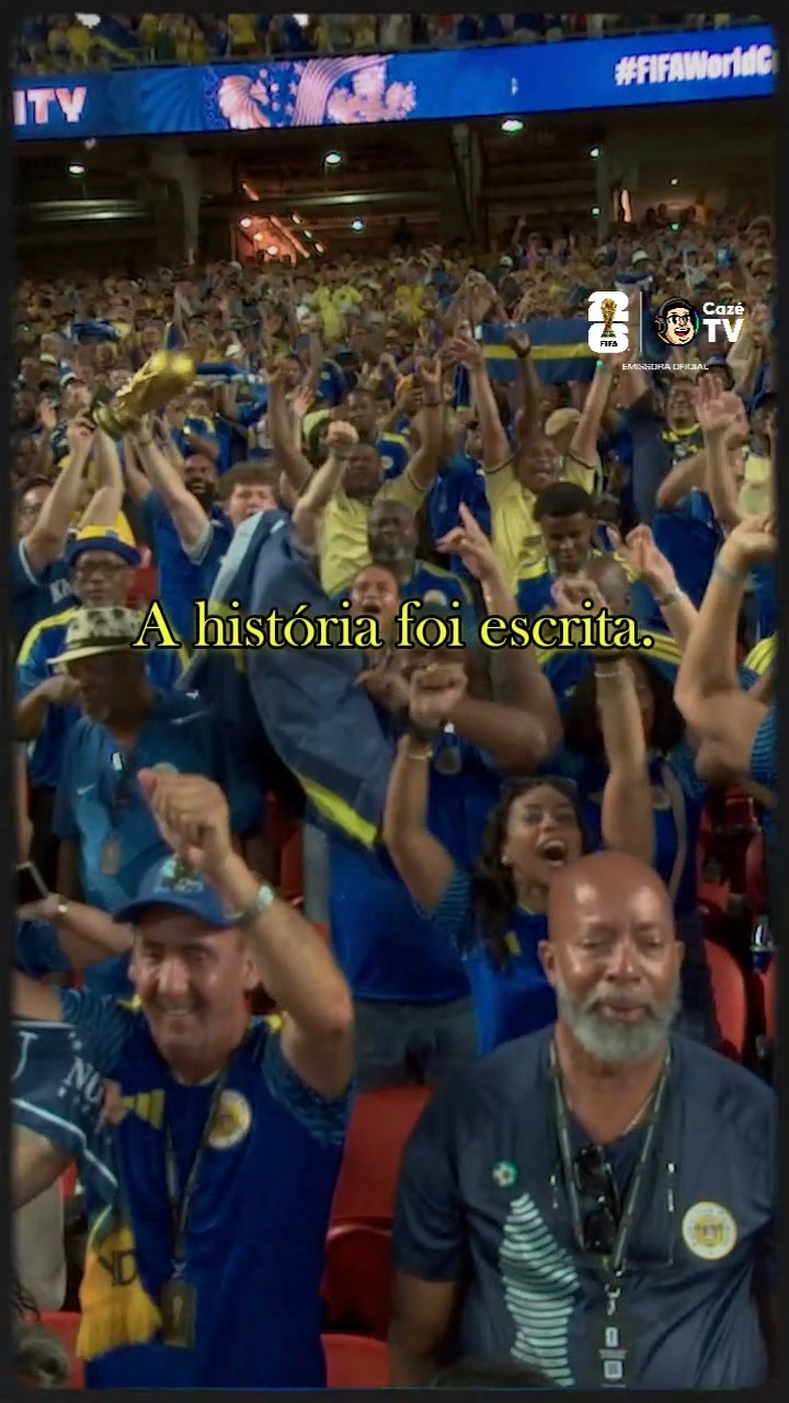 Pra muitos pode ter sido apenas um ponto. Uma partida sem gols. Mas para Curaçao, foi muito mais do que isso. Foi a prova de que um país pequeno também pode sonhar grande. Foi a recompensa para uma geração que ousou acreditar que seu lugar era entre as maiores seleções do planeta. Foi um povo inteiro segurando a respiração a cada ataque do Equador e explodindo de orgulho a cada defesa de Eloy Room. Hoje, ao empatar pela primeira vez em uma Copa do Mundo, o pequeno país ganhou um lugar eterno na memória do futebol mundial. 🇨🇼❤️⚽

🎙️ @raony_pacheco 

#CoberturaCazéTV #Curaçao #CopaNaCazéTV #cztv23