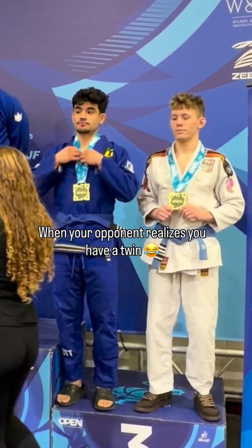 When your opponent doesn’t know you have a twin 😂
.
.
.
#jiujitsu #bjj #foryoupage