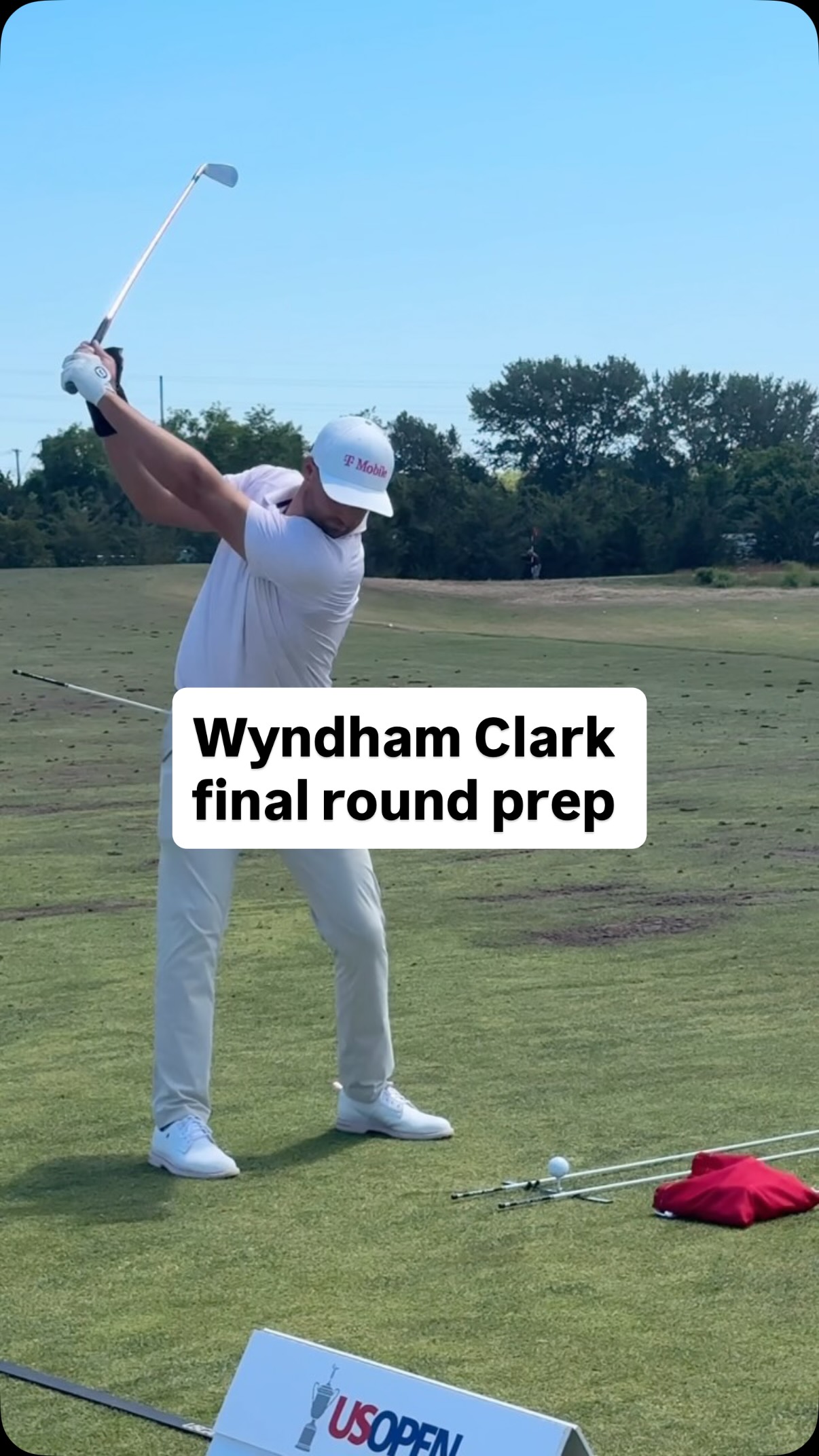 Wyndham Clark’s final round prep on the range. Three alignment sticks, tee’d up ball. 

Thoughts? 🤔