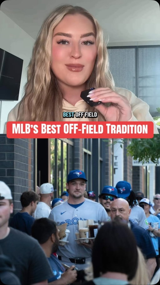 The Blue Jays rookies had a busy morning ☕ ( 📸: @cory.sechrest @chicagostyle.cubs ) 

#mlb #toronto #coffeetiktok #baseball #chicago