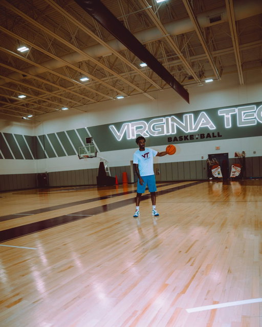do the game love me back I don’t know but you think I came this far just to quit that ain’t in my blood