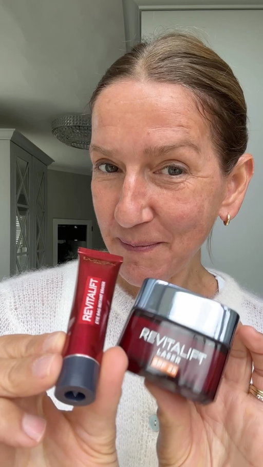 AD Who needs 8 hours sleep when you have this mighty duo from @lorealparis !
The Revitalift Laser Eye Bag Eraser and Day Cream SPF25 is the perfect duo for those mornings when you feel tired and puffy. With my busy schedule, I always find that these products save me! #skincare